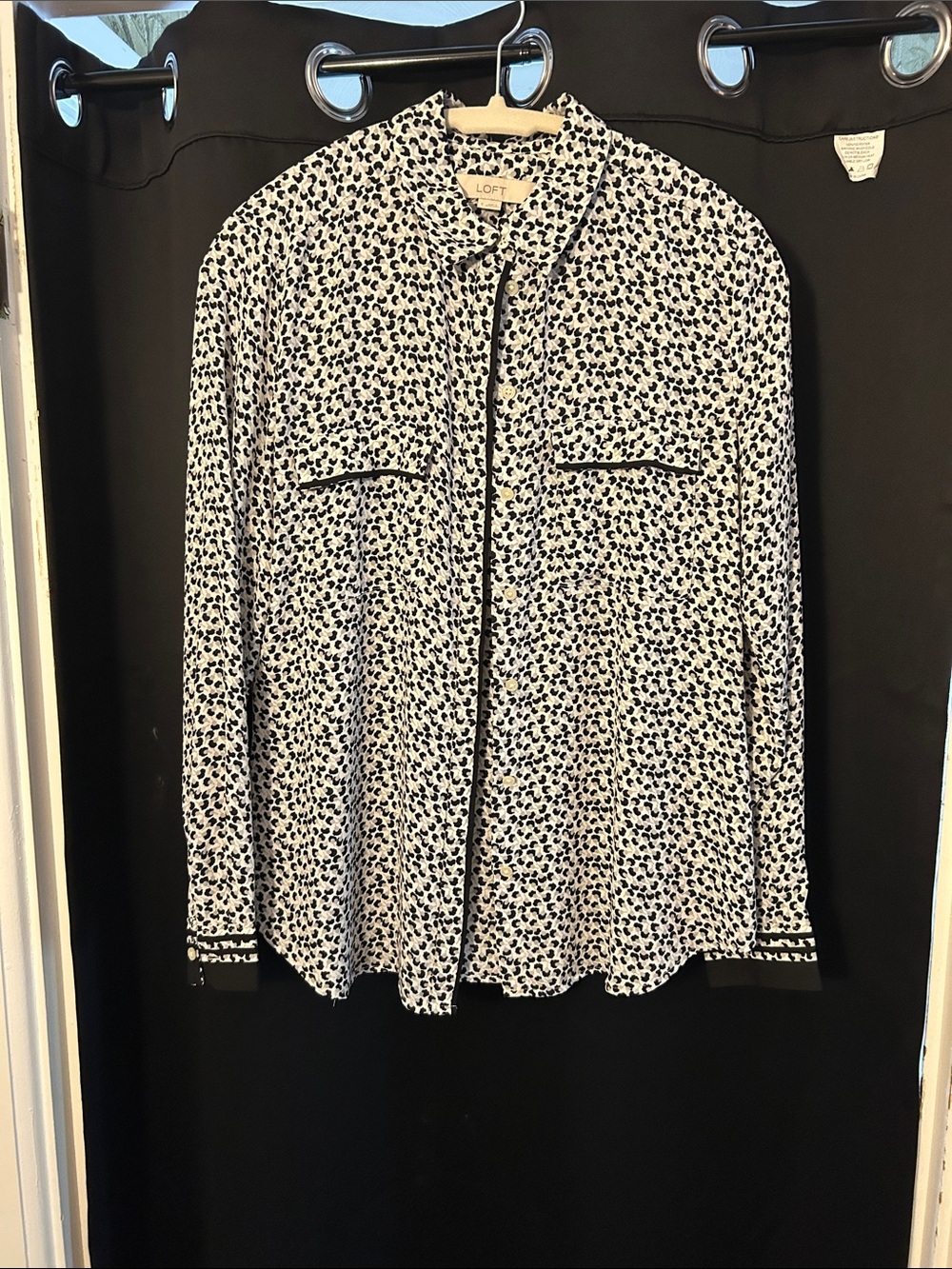 LOFT Black and White Printed Button-Front Blouse